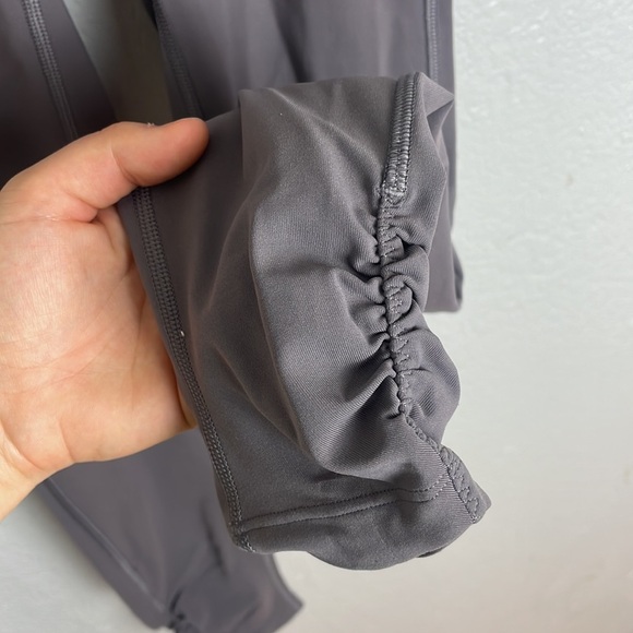 Lululemon Awakening Tight 7/8 - Picture 5 of 10